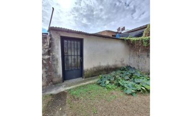 2 CASAS, LOCAL. COCHERA, ITALIA 3131. "OPORTUNIDAD"