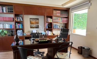 Casa en Venta en Lomas de Tarango