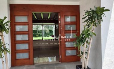 Casa en Venta en Lomas de Tarango