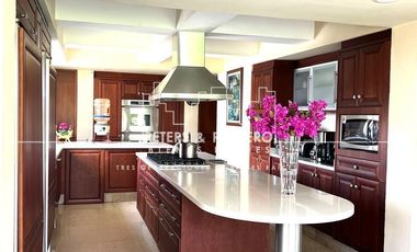 Casa en Venta en Lomas de Tarango