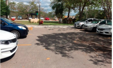 Nave industrial en renta con oficinas y amplio terreno