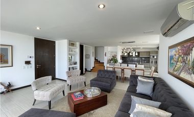 Hermosa casa vista al mar, duplex, en Urb. Ciudad del Mar