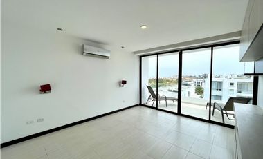 Hermosa casa vista al mar, duplex, en Urb. Ciudad del Mar