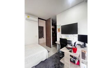 CASA EN CONJUNTO CERRADO