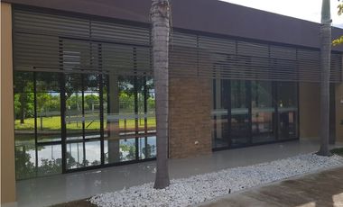 CASA EN CONJUNTO CERRADO