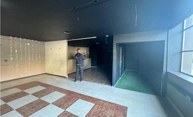 SE  VENDE O SE ARRIENDA LOCAL EN MEDELLIN