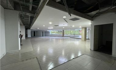SE  VENDE O SE ARRIENDA LOCAL EN MEDELLIN
