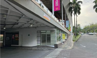 SE  VENDE O SE ARRIENDA LOCAL EN MEDELLIN