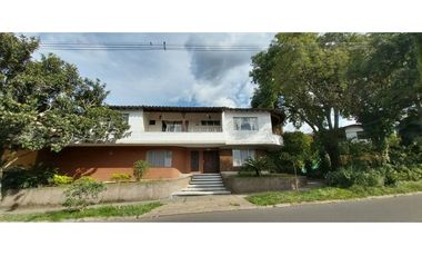 CASA  VENTA  SIMÓN BOLVAR AMÉRICA LAURELES ESQUINERA