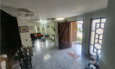 CASA  VENTA  SIMÓN BOLVAR AMÉRICA LAURELES ESQUINERA