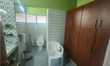 CASA  VENTA  SIMÓN BOLVAR AMÉRICA LAURELES ESQUINERA
