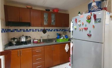Se Vende Casa Con 2 Apartamentos Independientes En Barrio Coviprof