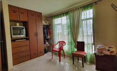 Se Vende Casa Con 2 Apartamentos Independientes En Barrio Coviprof