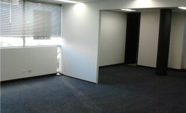 SE VENDE OFICINA EN EL POBLADO