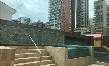 SE VENDE LUJOSO APARTAMENTO EN EL SECTOR GOLF
