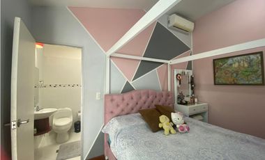 VENDEMOS CASA EN B. EL TRIANGULO VILLAVICENCIO