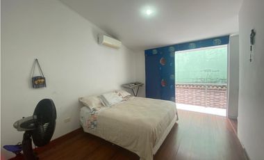 VENDEMOS CASA EN B. EL TRIANGULO VILLAVICENCIO