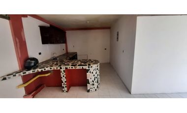 Se vende casa de 2 niveles en LA PRADERA, VILLAMARA