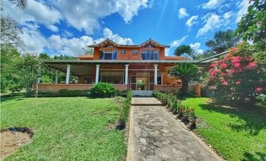 Maat vende Finca campestre, Villeta 12.000m2, $1.800millones
