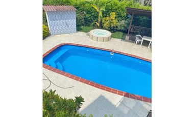 Maat vende casa campestre - Villeta 1.083m2 $720Millones