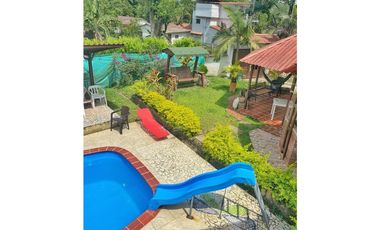 Maat vende casa campestre - Villeta 1.083m2 $720Millones