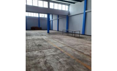 VENTA- ARRIENDO EXCELENTE BODEGA  VIA PTO LOPEZ -VILLAVICENCIO