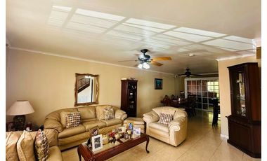 Se Vende Casa en Cerro Viento