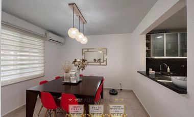 Casa Duplex en Venta en Reserva de Versalles Modelo Marsella