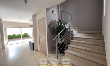 Casa Duplex en Venta en Reserva de Versalles Modelo Marsella