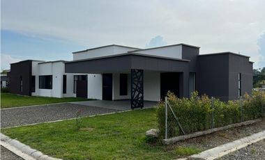 Casa campestre en condominio para la venta en Cerritos, Pereira!!!