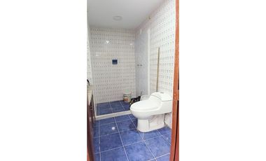 Venta oficina local en La Candelaria, Medellín Edificio Roldano