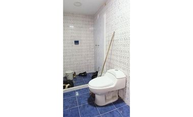 Venta oficina local en La Candelaria, Medellín Edificio Roldano