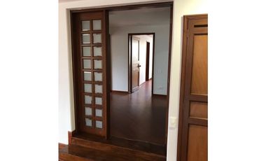 Ofrezco VENTA Apartamento SANTA BARBARA CENTRAL BUGANVILLA