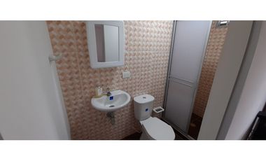 SE VENDE O PERMUTA CASA EN ARMENIA EN EL BARRIO BOSQUES DE PINARES