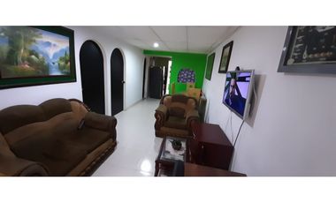 SE VENDE O PERMUTA CASA EN ARMENIA EN EL BARRIO BOSQUES DE PINARES