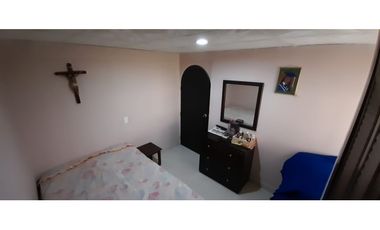 SE VENDE O PERMUTA CASA EN ARMENIA EN EL BARRIO BOSQUES DE PINARES
