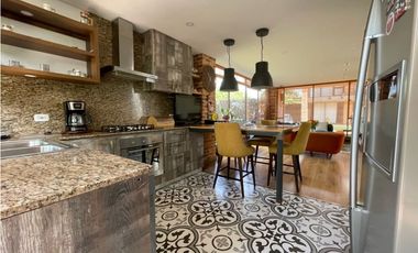 Vendemos hermosa casa en Chia