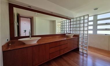 Venta de Casa Medellin Poblado