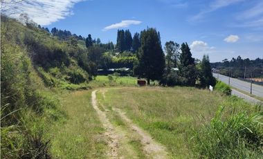 Oportunidad Única: Terreno Industrial y Comercial en Guarne