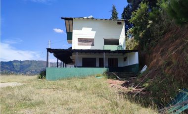 Oportunidad Única: Terreno Industrial y Comercial en Guarne