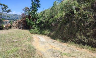 Oportunidad Única: Terreno Industrial y Comercial en Guarne