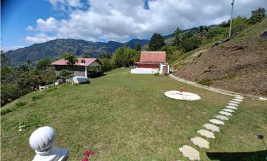 VENTA DE FINCA  EN LIMONAR GIRARDOTA