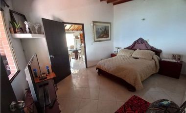 VENTA DE FINCA  EN LIMONAR GIRARDOTA