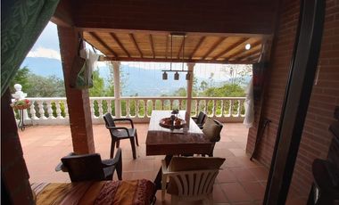 VENTA DE FINCA  EN LIMONAR GIRARDOTA