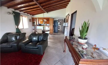 VENTA DE FINCA  EN LIMONAR GIRARDOTA