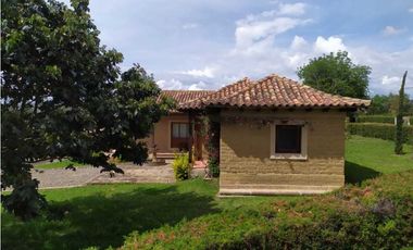 VENDO CASA EN ADOBE UN NIVEL - CONJUNTO VILLA DE LEYVA