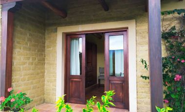 VENDO CASA EN ADOBE UN NIVEL - CONJUNTO VILLA DE LEYVA