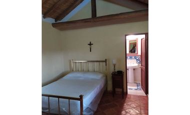 VENDO CASA EN ADOBE UN NIVEL - CONJUNTO VILLA DE LEYVA