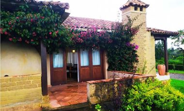 VENDO CASA EN ADOBE UN NIVEL - CONJUNTO VILLA DE LEYVA