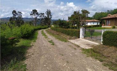 VENDO CASA EN ADOBE UN NIVEL - CONJUNTO VILLA DE LEYVA